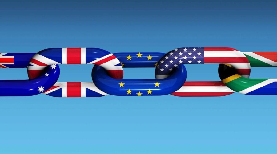 chicago-booth-flag-chain-900×500 (1)